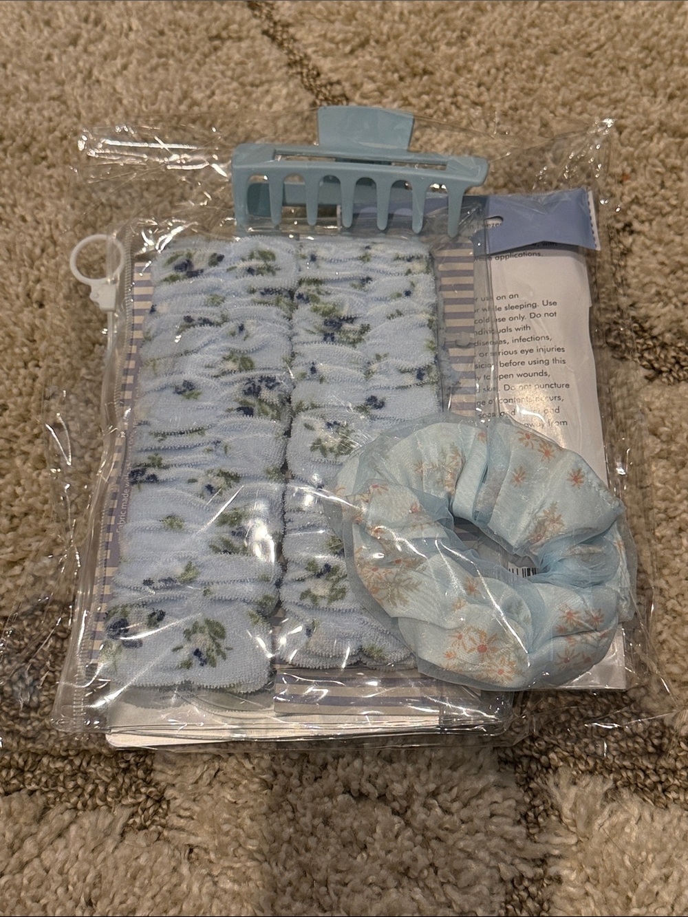 Spa Set: Light Blue - Picture 2 of 2